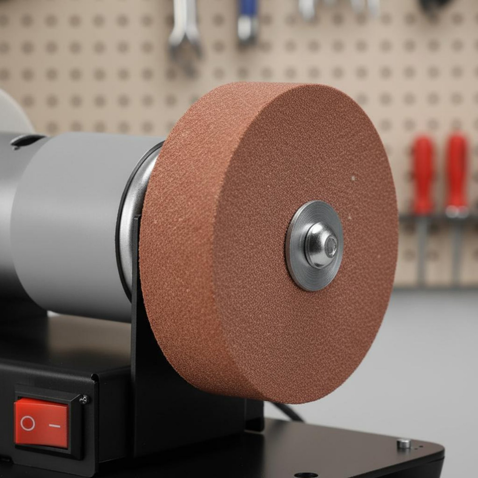 Mini Amoladora de Banco Multif - Power Tools In Workshop reseña y precio